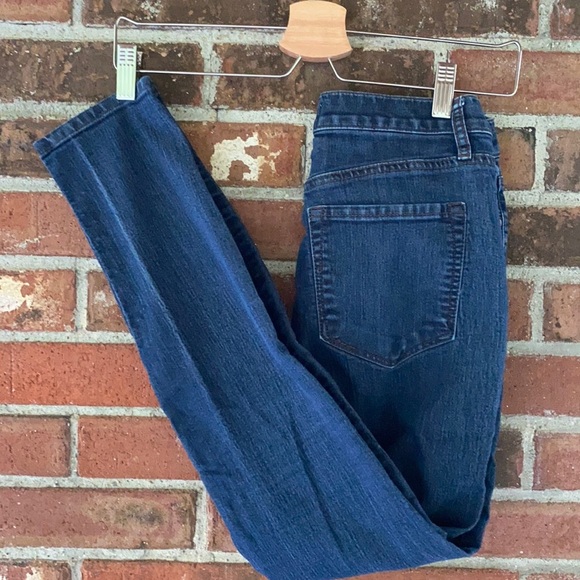 Ann Taylor LOFT || Women's Modern High Waist Skinny Ankle Denim Jeans; 26/2 - Picture 1 of 13